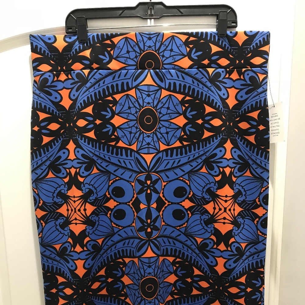 Eloquii multi-color neoprene pencil skirt (Sz 18)